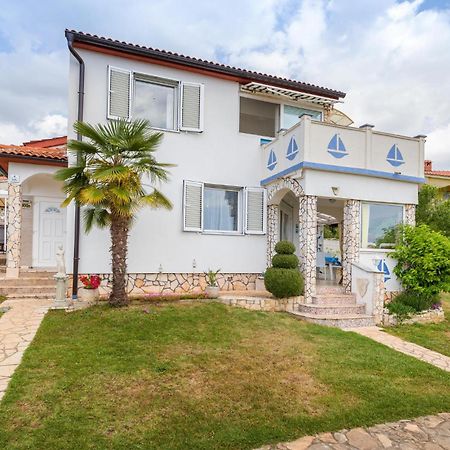 Beautiful Apartment In Barbariga With Kitchen エクステリア 写真