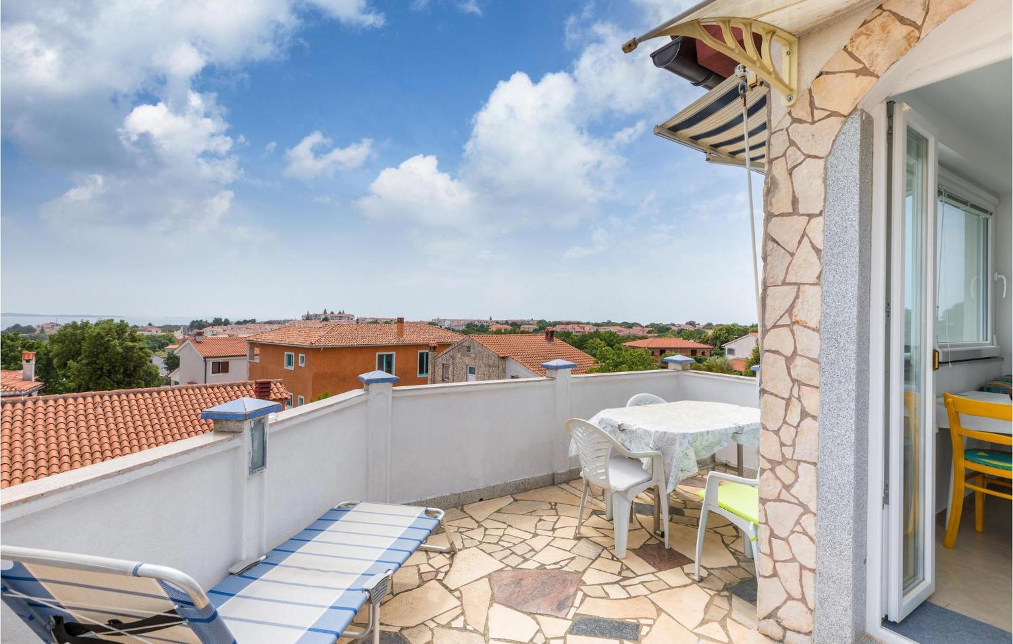 Beautiful Apartment In Barbariga With Kitchen エクステリア 写真